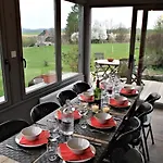 Les Hauts De Crupet بيت للعطل Maillen